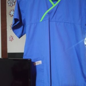 Scrub top. Never worn